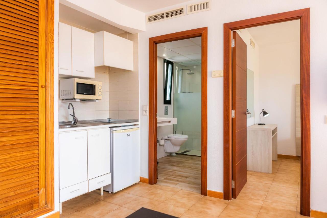 Apto Con Terraza 403 Hébergement de vacances *